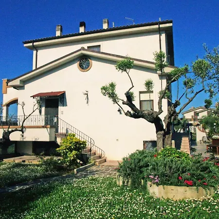 住宿加早餐酒店 Leandra *