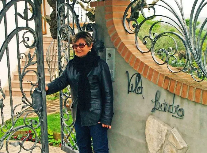 Leandra Bed and Breakfast